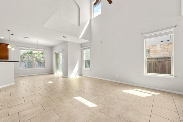 1401 Little Elm TRL 203, Cedar Park, TX 78613