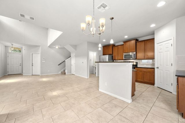 1401 Little Elm TRL 203, Cedar Park, TX 78613