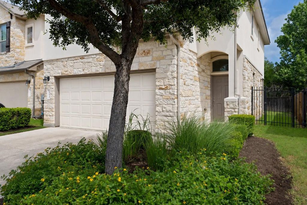 1401 Little Elm TRL 203, Cedar Park, TX 78613