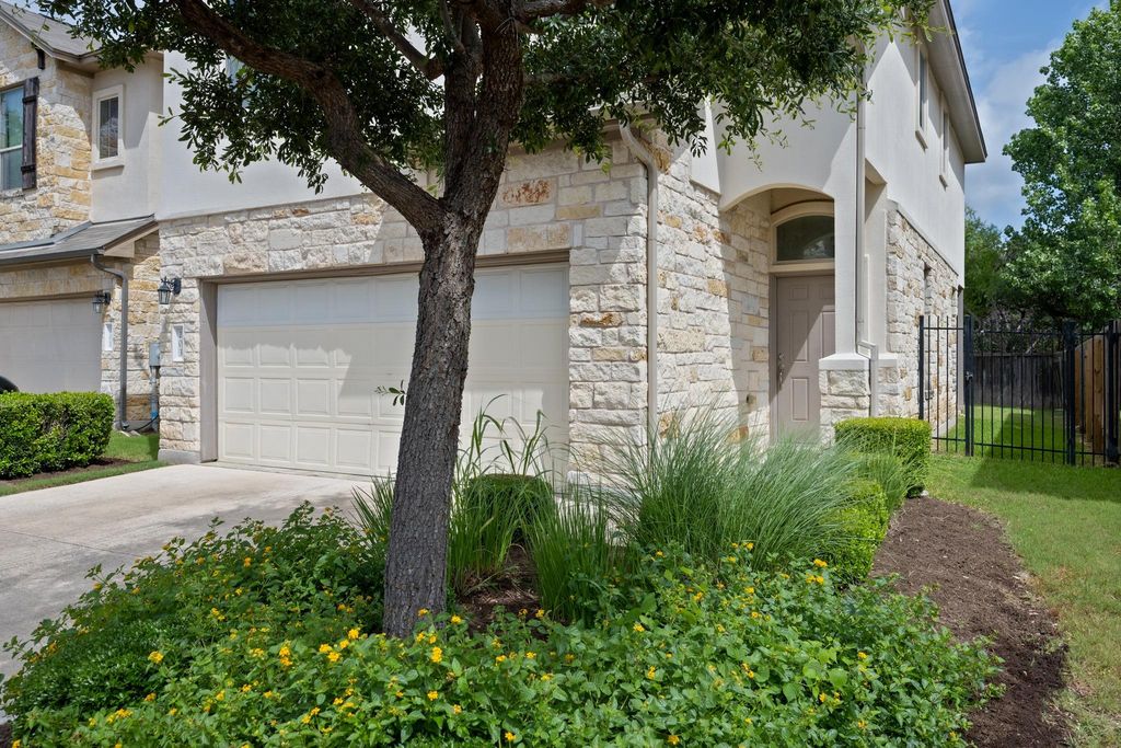 1401 Little Elm TRL 203, Cedar Park, TX 78613