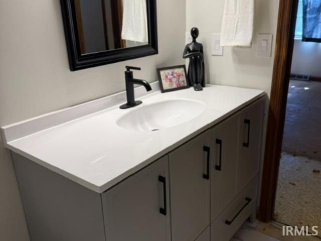 1424 Continental Drive, Evansville, IN 47715