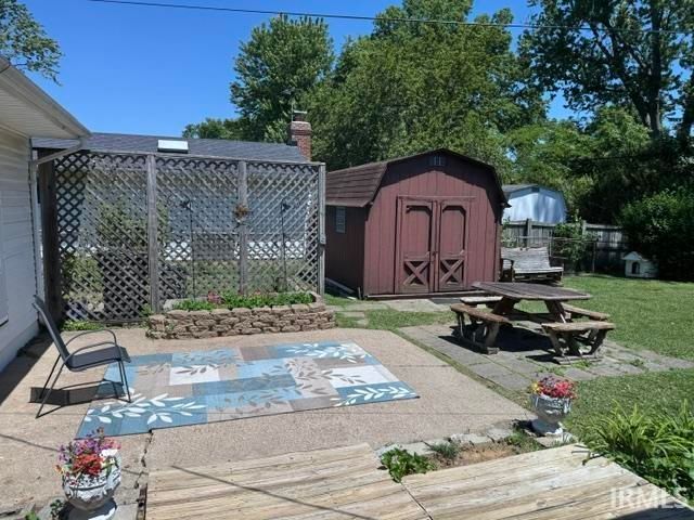 1424 Continental Drive, Evansville, IN 47715