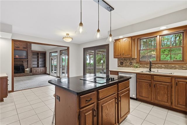 2450 Dogwood Drive, Franklin Park, PA 15090