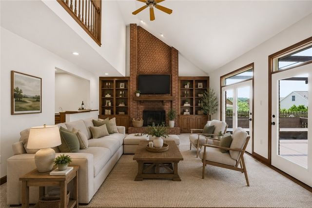 2450 Dogwood Drive, Franklin Park, PA 15090