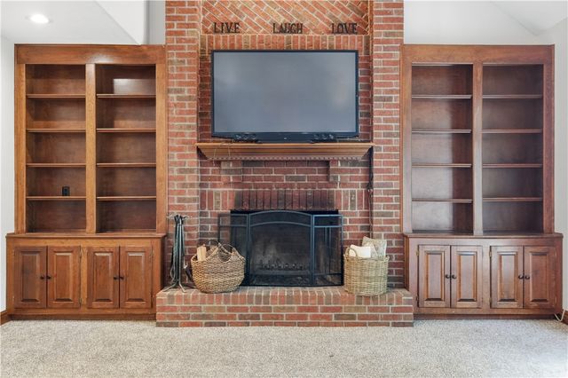 2450 Dogwood Drive, Franklin Park, PA 15090