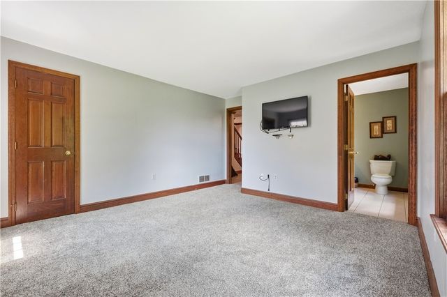 2450 Dogwood Drive, Franklin Park, PA 15090