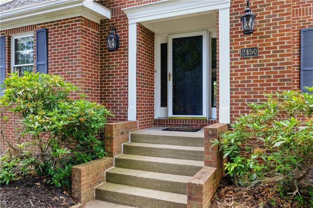 2450 Dogwood Drive, Franklin Park, PA 15090