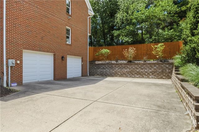 2450 Dogwood Drive, Franklin Park, PA 15090
