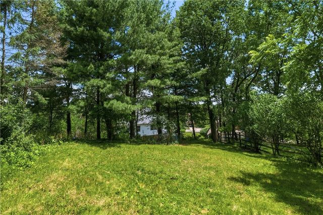 2450 Dogwood Drive, Franklin Park, PA 15090