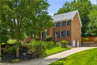 2450 Dogwood Drive, Franklin Park, PA 15090
