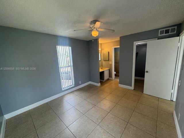 4519 Treehouse Ln H, Tamarac, FL 33319