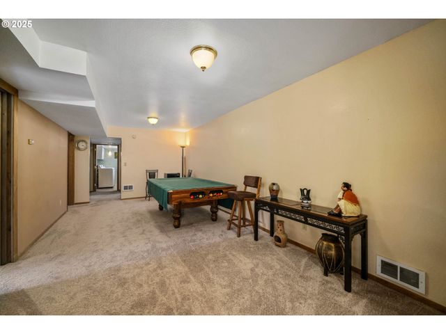 11046 Winstanley Dr Se, Lyons, OR 97358