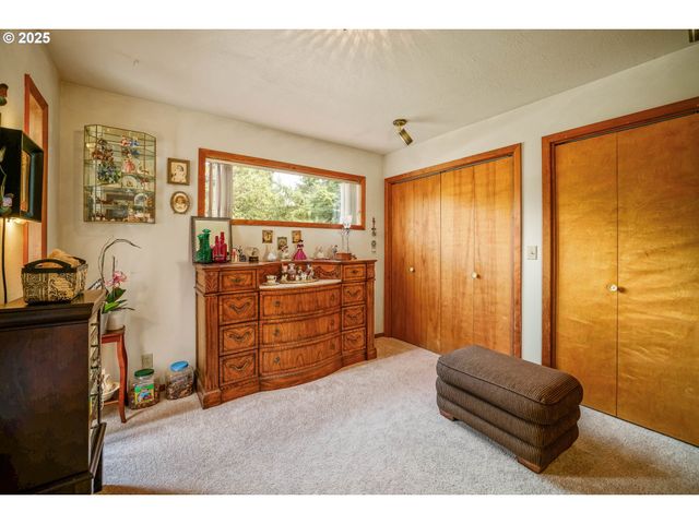 11046 Winstanley Dr Se, Lyons, OR 97358