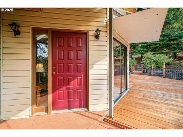 11046 Winstanley Dr Se, Lyons, OR 97358