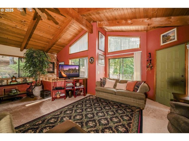 11046 Winstanley Dr Se, Lyons, OR 97358