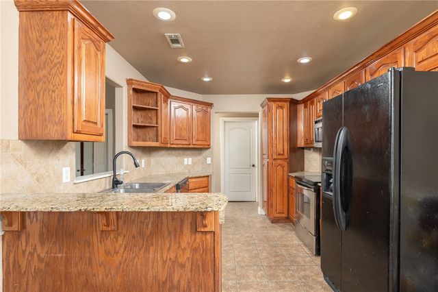 443 E Buckboard Road, West Fork, AR 72774