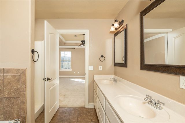 443 E Buckboard Road, West Fork, AR 72774