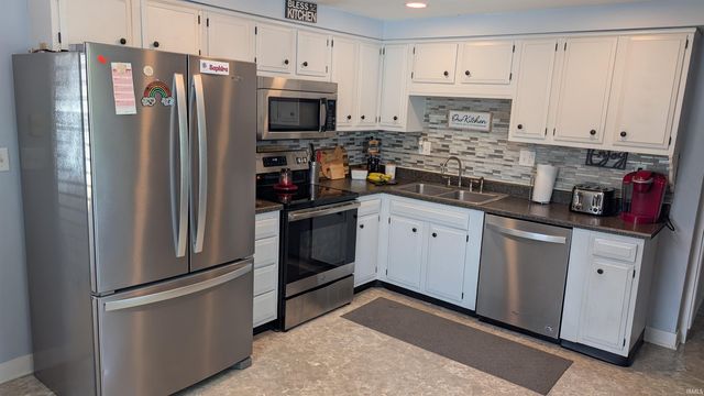 723 W Horton Street, Bluffton, IN 46714