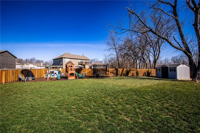 19934 W 221st Street, Spring Hill, KS 66083