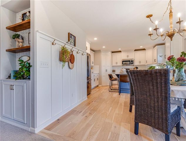 19934 W 221st Street, Spring Hill, KS 66083