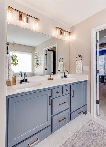 19934 W 221st Street, Spring Hill, KS 66083