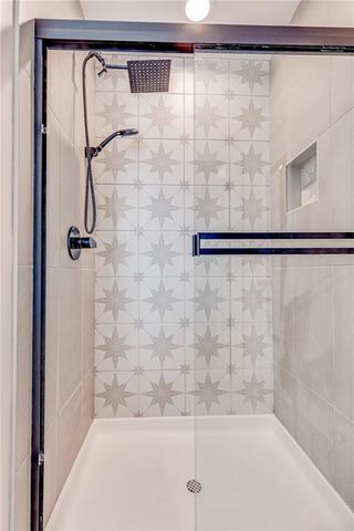 19934 W 221st Street, Spring Hill, KS 66083