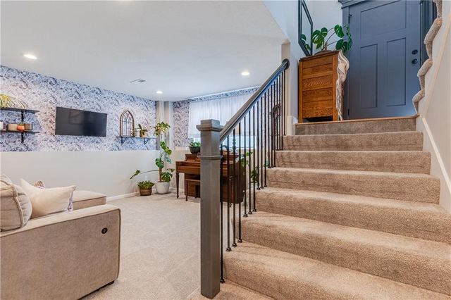 19934 W 221st Street, Spring Hill, KS 66083