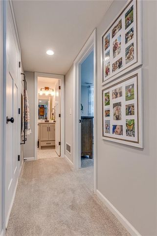 19934 W 221st Street, Spring Hill, KS 66083