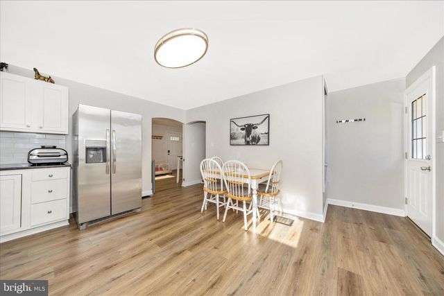 11863 WOLFSVILLE RD, Smithsburg, MD 21783