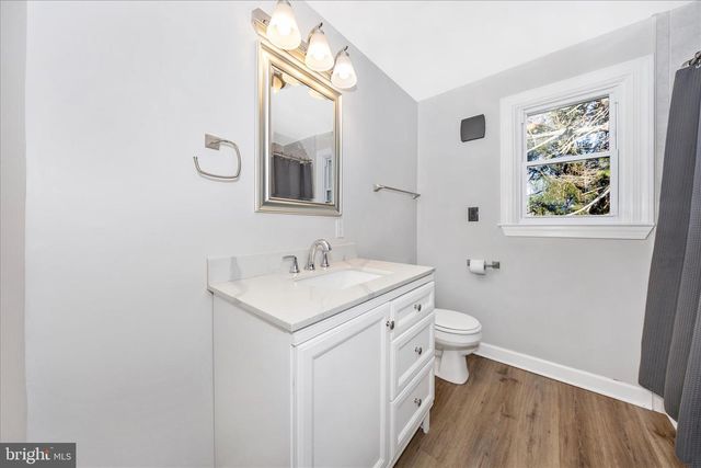 11863 WOLFSVILLE RD, Smithsburg, MD 21783