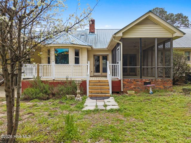 863 Fred Powell Road, Whiteville, NC 28472