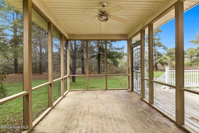 863 Fred Powell Road, Whiteville, NC 28472