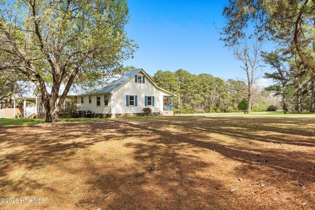 863 Fred Powell Road, Whiteville, NC 28472