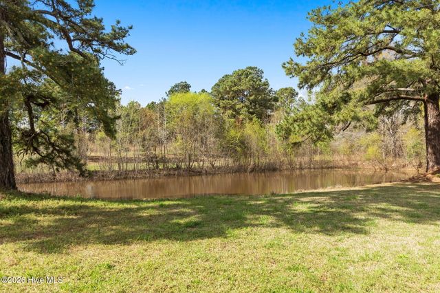 863 Fred Powell Road, Whiteville, NC 28472
