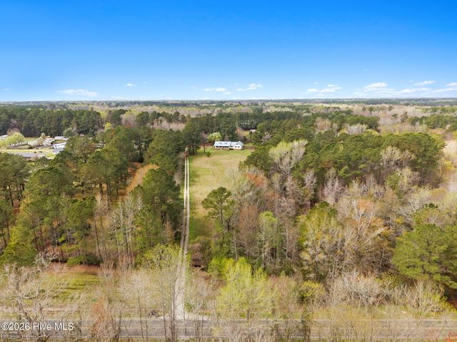 863 Fred Powell Road, Whiteville, NC 28472