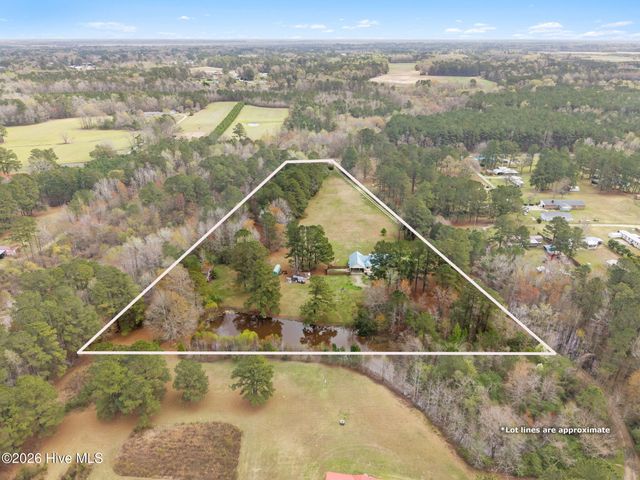 863 Fred Powell Road, Whiteville, NC 28472