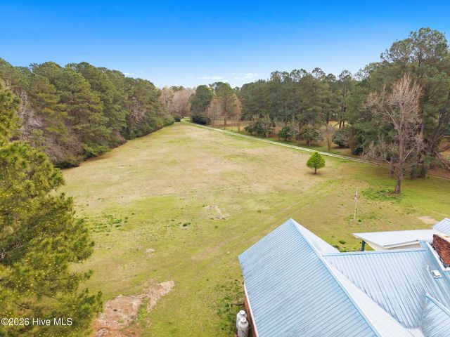 863 Fred Powell Road, Whiteville, NC 28472