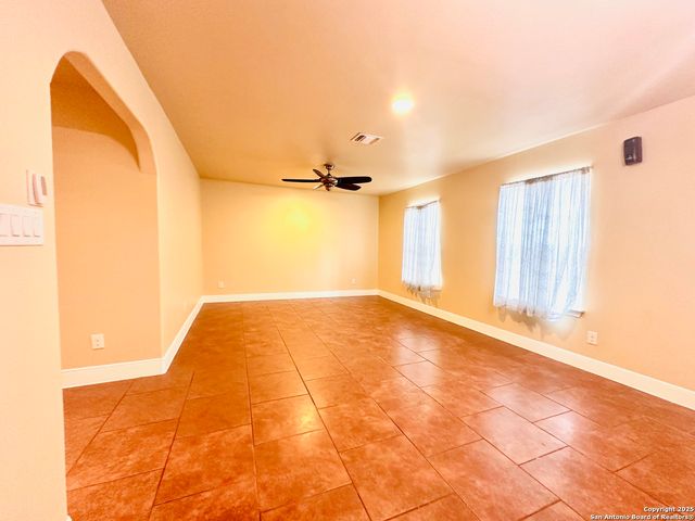 451 Hub, San Antonio, TX 78220