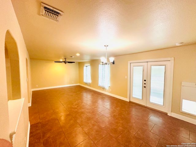 451 Hub, San Antonio, TX 78220