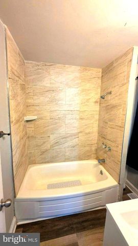 800 N HIGH ST, Martinsburg, WV 25404
