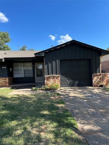 808 Hedge Drive, Oklahoma City, OK 73110