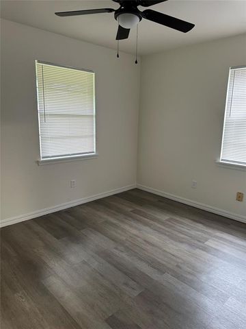 808 Hedge Drive, Oklahoma City, OK 73110