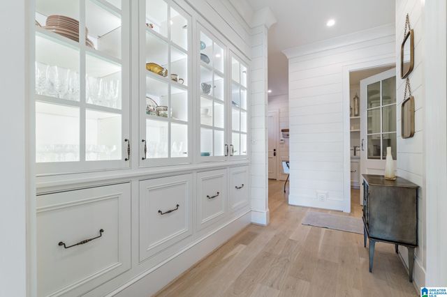 305 SUNSET DRIVE, Vestavia Hills, AL 35216