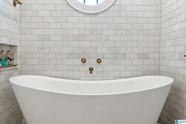 305 SUNSET DRIVE, Vestavia Hills, AL 35216