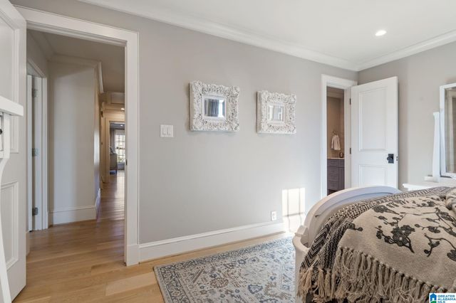 305 SUNSET DRIVE, Vestavia Hills, AL 35216