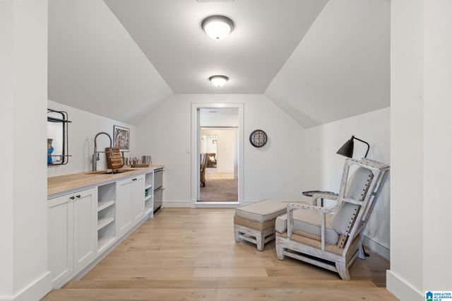 305 SUNSET DRIVE, Vestavia Hills, AL 35216