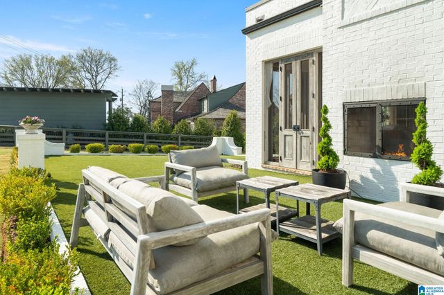 305 SUNSET DRIVE, Vestavia Hills, AL 35216