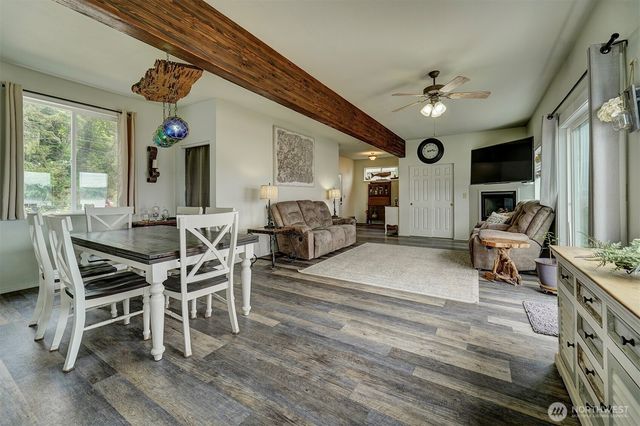 40590 N US Hwy 101, Lilliwaup, WA 98555