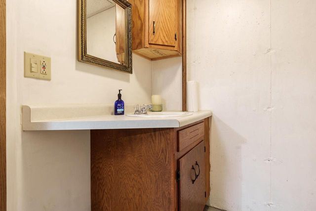 2821 W Memorial Drive, Janesville, WI 53548