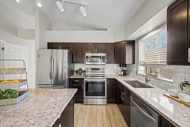 721 E BOSTON Street, Chandler, AZ 85225